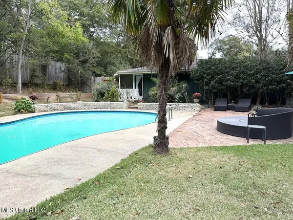 $379,000 | 102 Dana Road, Natchez, MS 39120