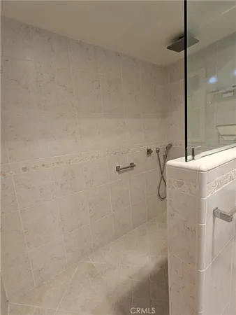 $3,700 | 639 Alta Loma Drive, Redlands, CA 92373