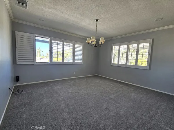 $3,700 | 639 Alta Loma Drive, Redlands, CA 92373