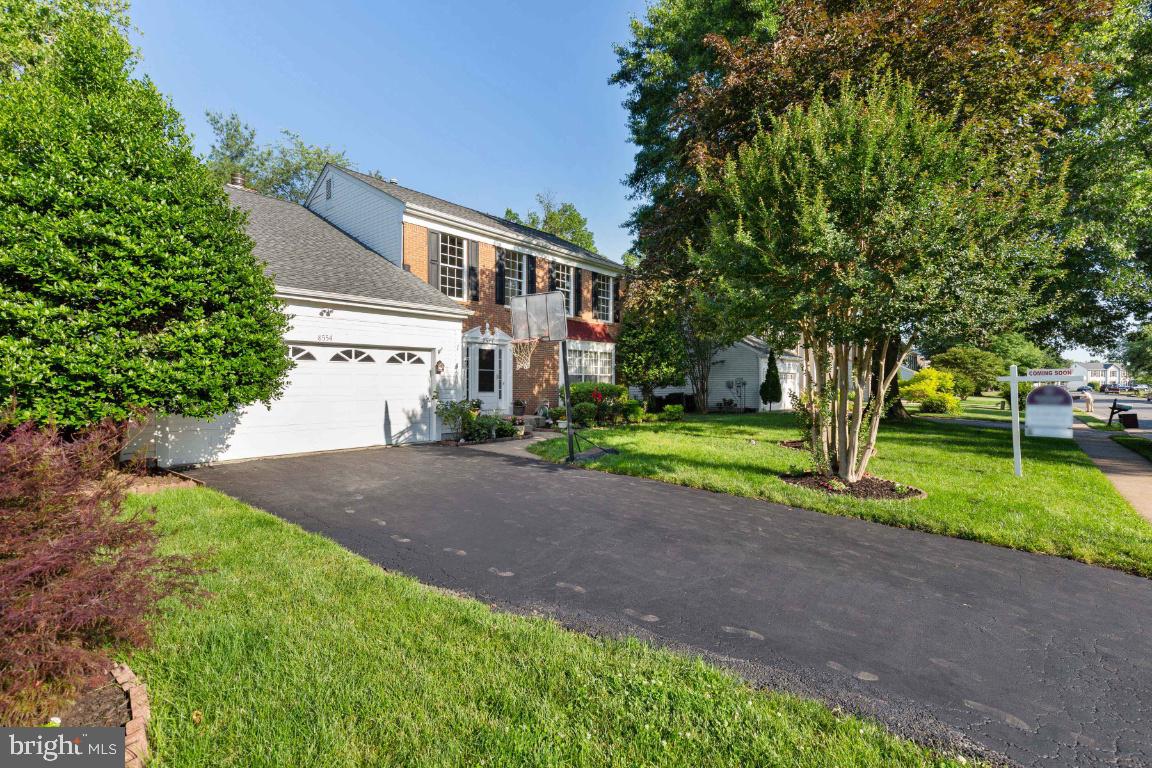 8554 Yoder Street Manassas, VA 20110 - Photo 1 of 55 Gallery Image 1