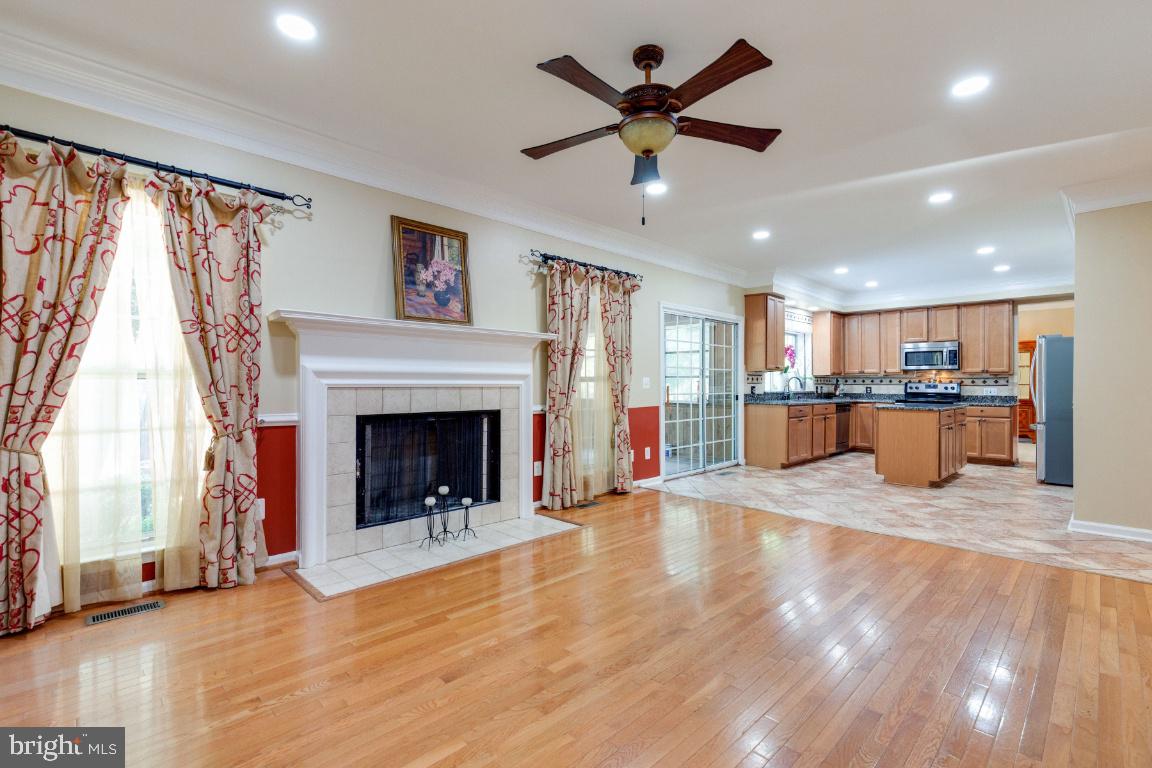 8554 Yoder Street Manassas, VA 20110 - Photo 11 of 55 Gallery Image 11