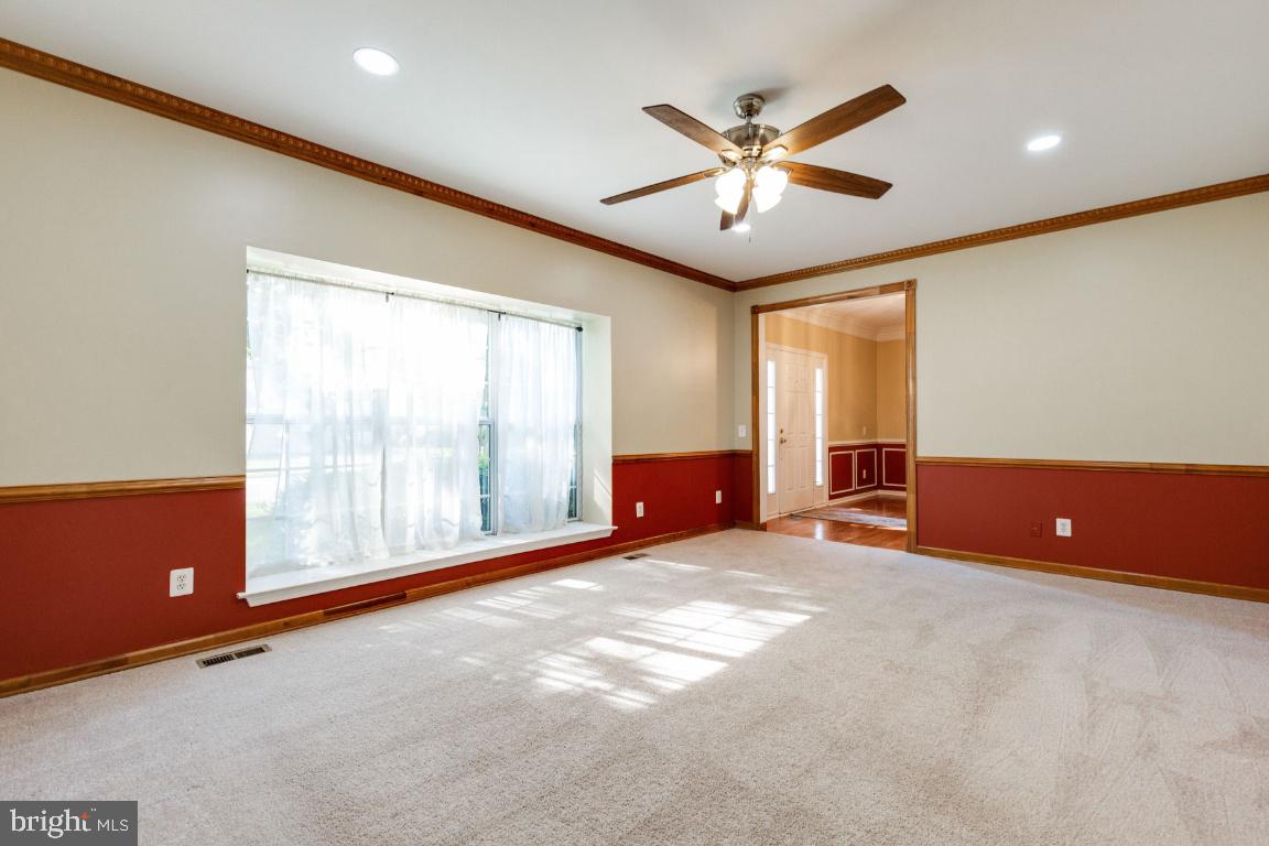 8554 Yoder Street Manassas, VA 20110 - Photo 14 of 55 Gallery Image 14
