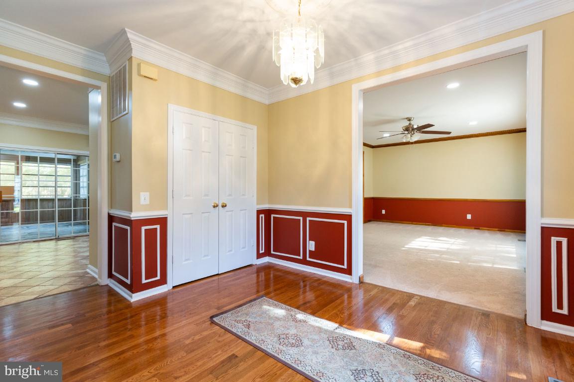 8554 Yoder Street Manassas, VA 20110 - Photo 5 of 55 Gallery Image 5