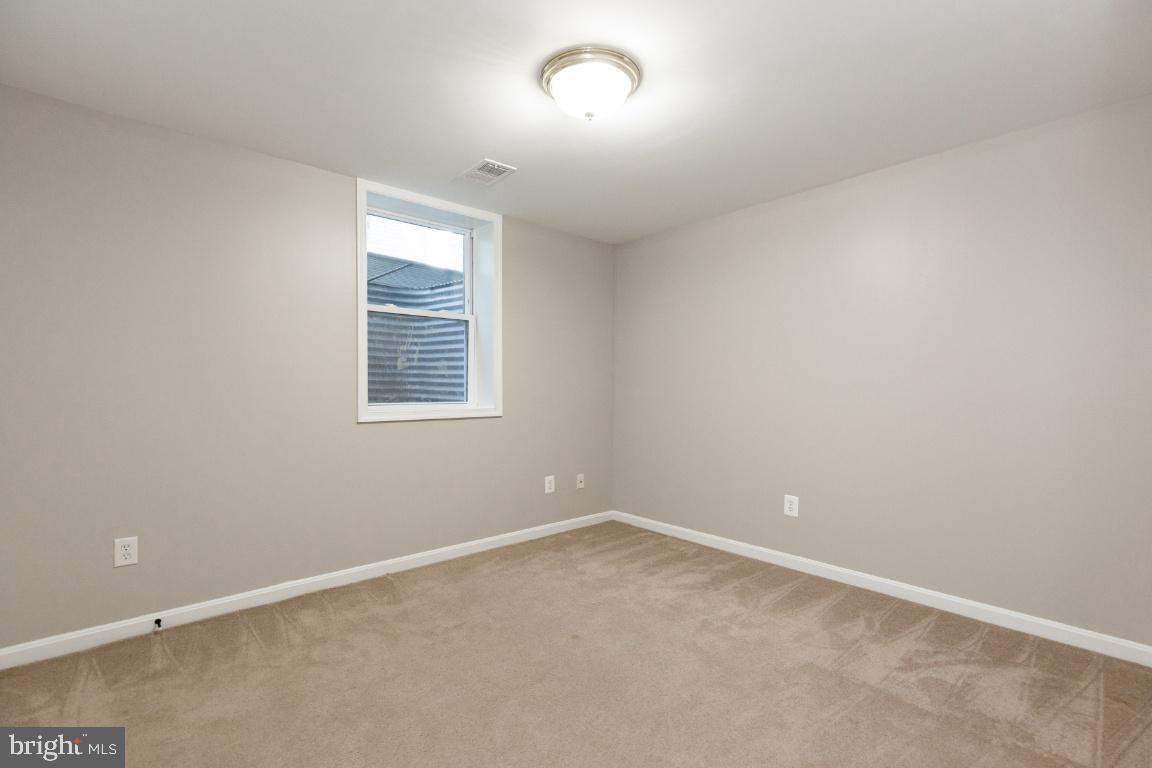 8554 Yoder Street Manassas, VA 20110 - Photo 46 of 55 Gallery Image 46
