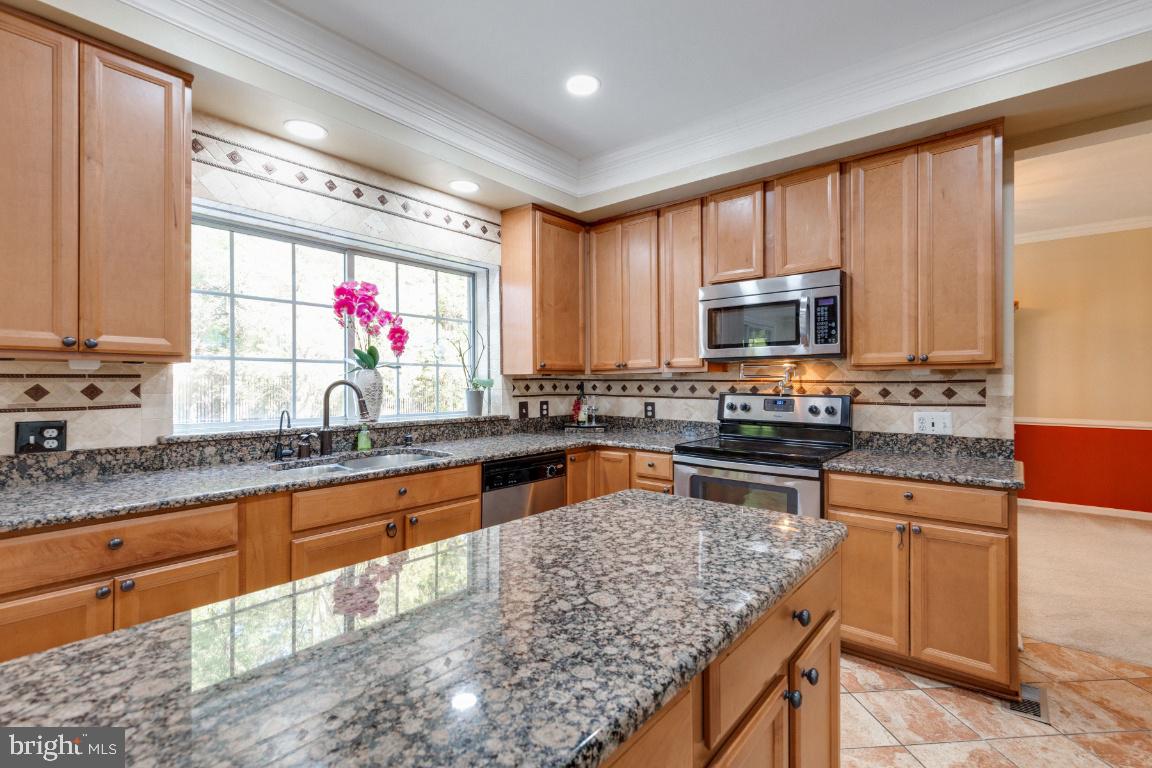 8554 Yoder Street Manassas, VA 20110 - Photo 6 of 55 Gallery Image 6