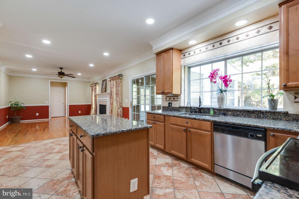 8554 Yoder Street Manassas, VA 20110 - Photo 7 of 55 Gallery Image 7