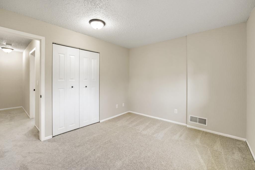 5918 Cahill Avenue Inver Grove Heights, MN 55076 - Photo 18 of 28