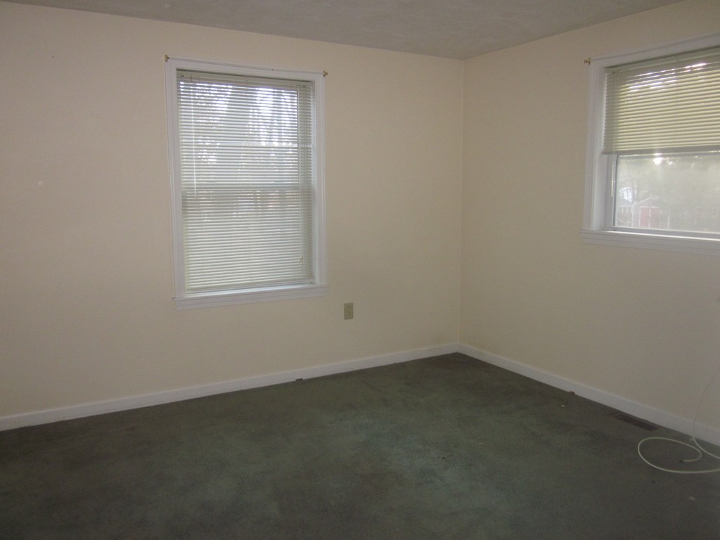28 Shawsheen Road Billerica, MA 01821 - Photo 4 of 16 an empty room with a window