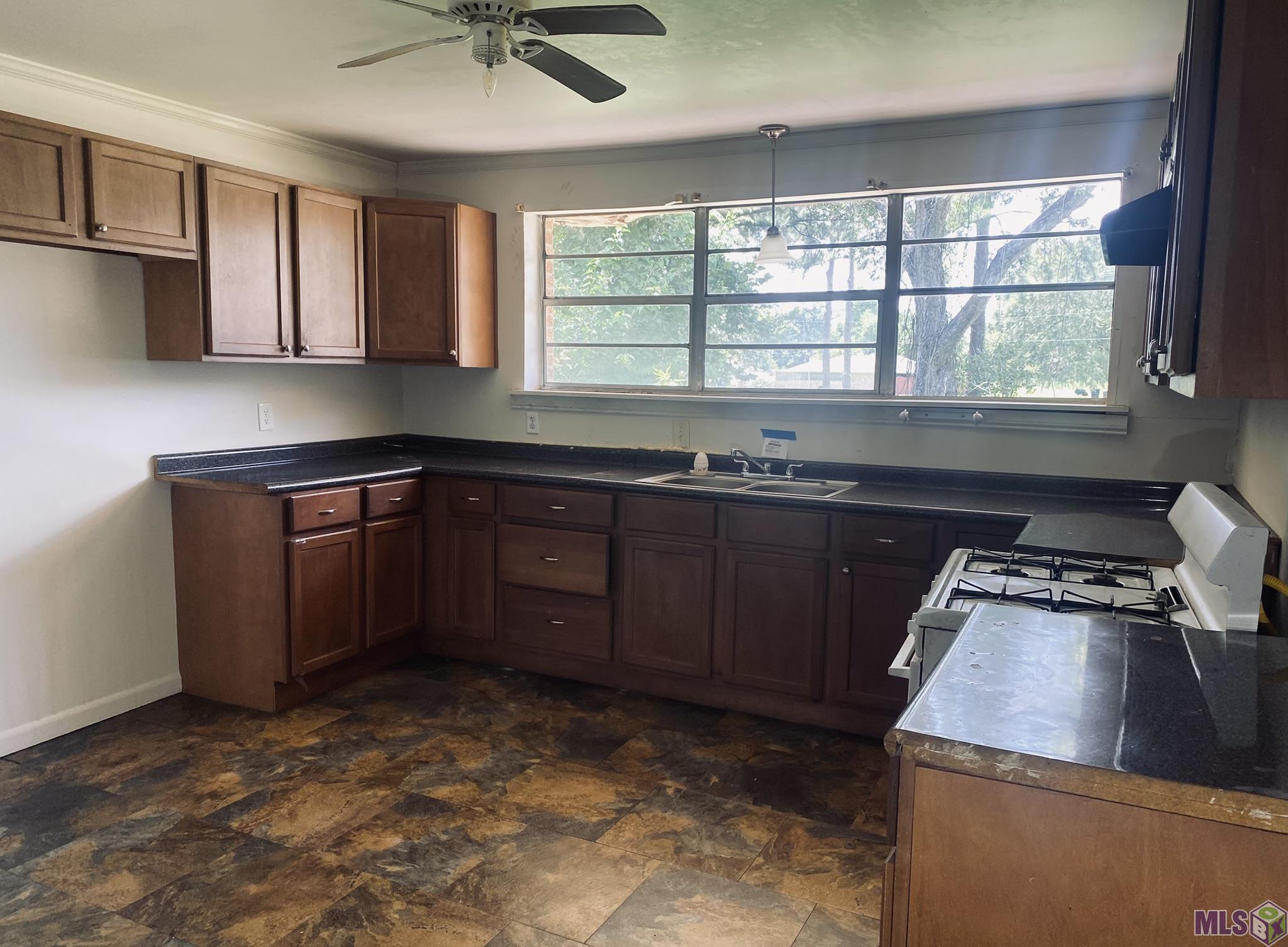 2758 Badley Road Baton Rouge, LA 70807 - Photo 8 of 25 Gallery Image 8