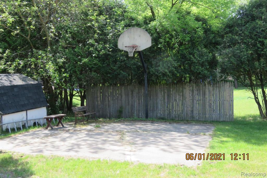 5901-5907 South Rickfield Road, Unit 5907 Jackson, MI 49201 - Photo 16 of 31