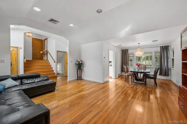 $1,460,000 | 222-60 Birmington Parkway | Bayside