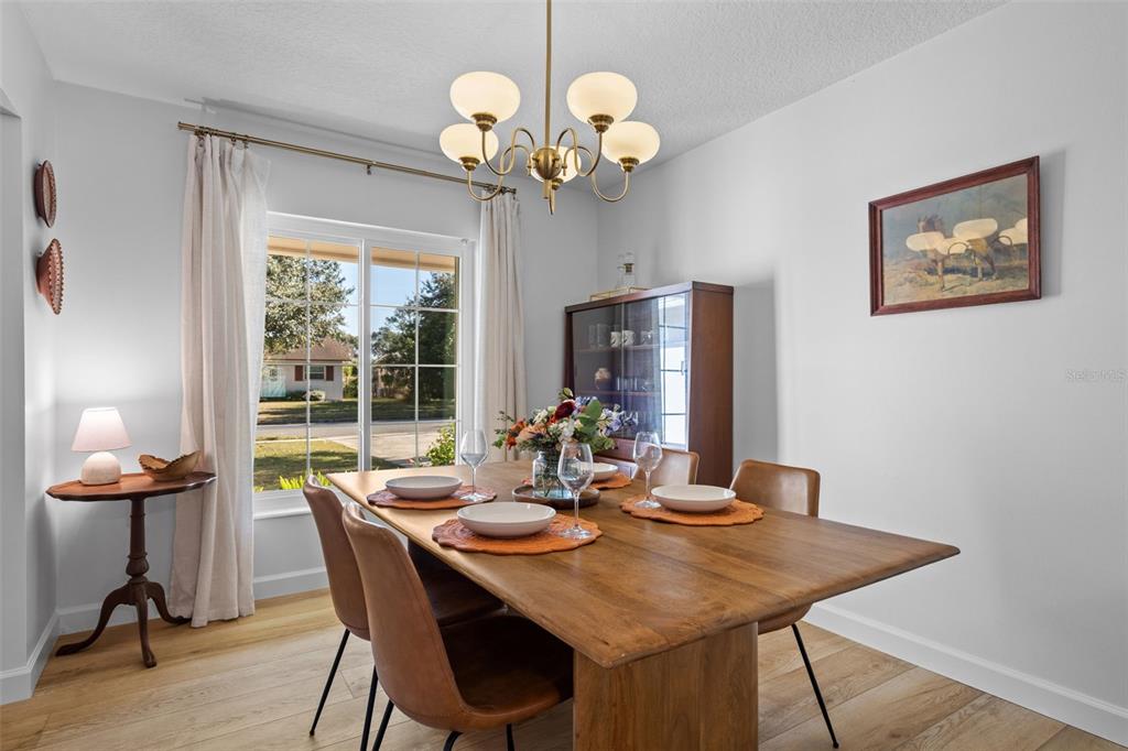 513 Cornwall Road Winter Park, FL 32792 - Photo 11 of 53