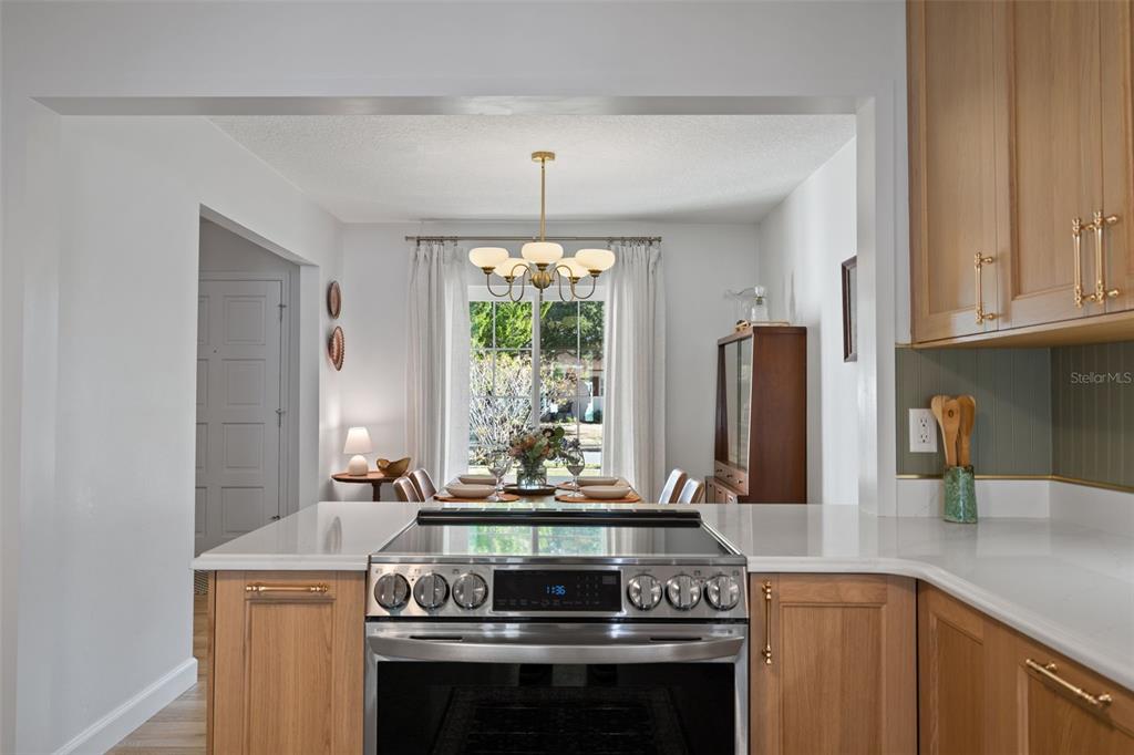 513 Cornwall Road Winter Park, FL 32792 - Photo 16 of 53