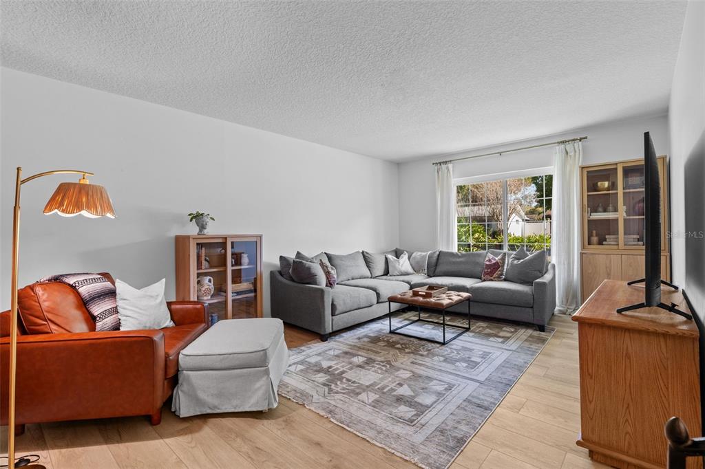 513 Cornwall Road Winter Park, FL 32792 - Photo 10 of 53