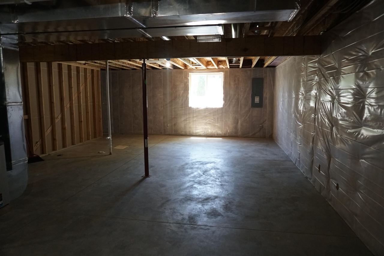 517 South Riggs Street Lone Tree, IA 52755 - Photo 15 of 18 Gallery Image 15