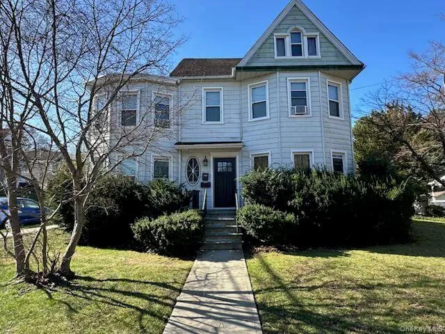 $3,500 | 26 Burtis Avenue, Oyster Bay, NY 11771
