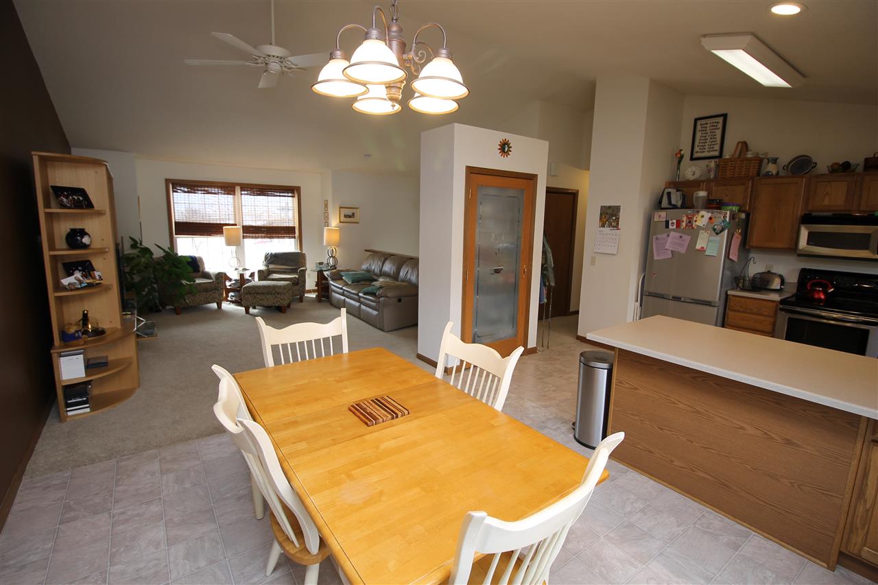 100 Bailey Park Road Williamsburg, IA 52361 - Photo 7 of 24 Gallery Image 7
