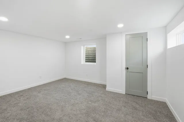 $325,000 | 18 East Hoffman Avenue, Spokane, WA 99207