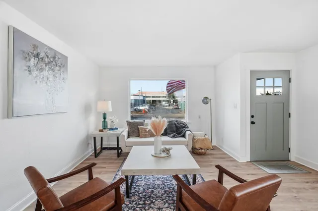 $325,000 | 18 East Hoffman Avenue, Spokane, WA 99207