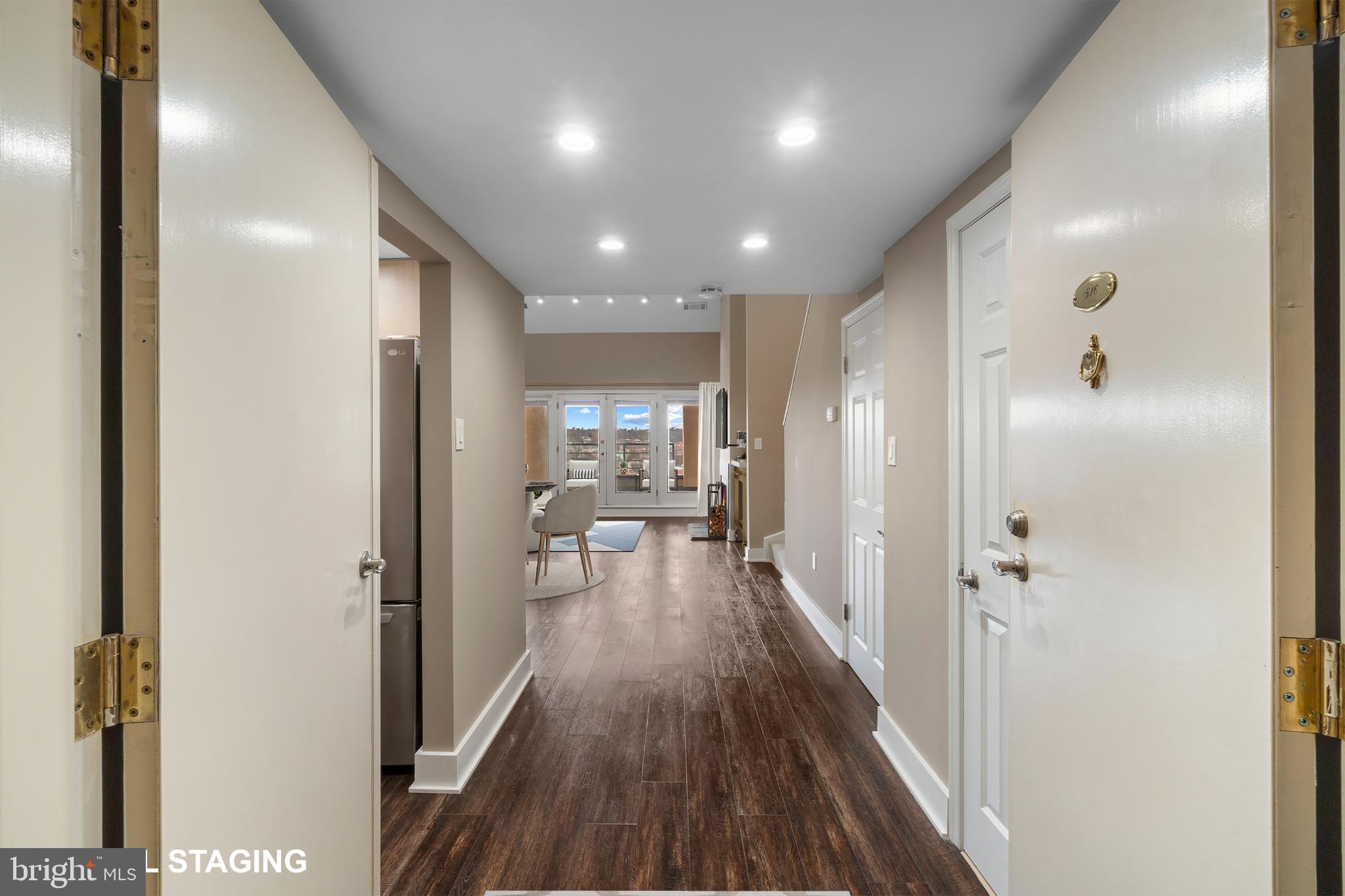 1040 Deer Ridge Drive, Unit 516 Baltimore, MD 21210 - Photo 2 of 33 Entry Foyer