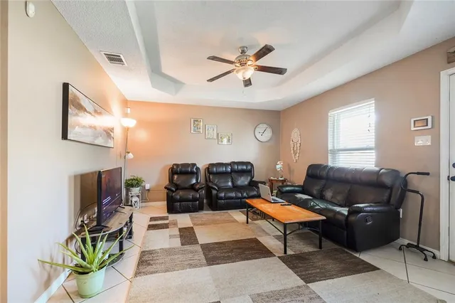 $1,800 | 4073 Regina Coeli Court, Marrero, LA 70072