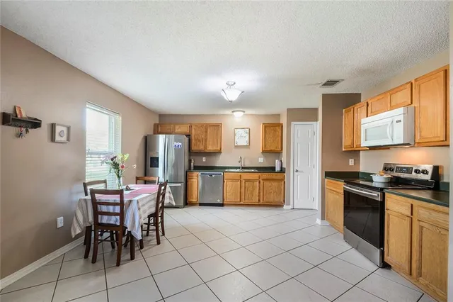 $1,800 | 4073 Regina Coeli Court, Marrero, LA 70072