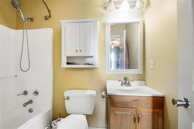 $1,800 | 4073 Regina Coeli Court, Marrero, LA 70072