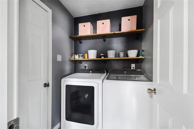 $1,800 | 4073 Regina Coeli Court, Marrero, LA 70072