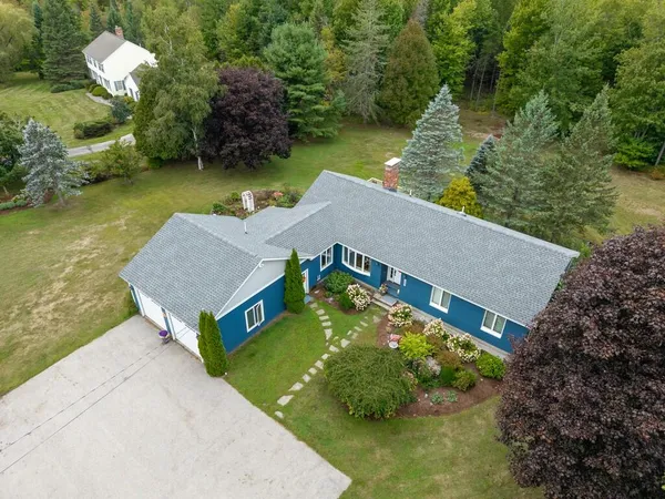 $544,900 | 2072 Skyway Valley, Hermon, ME 04401
