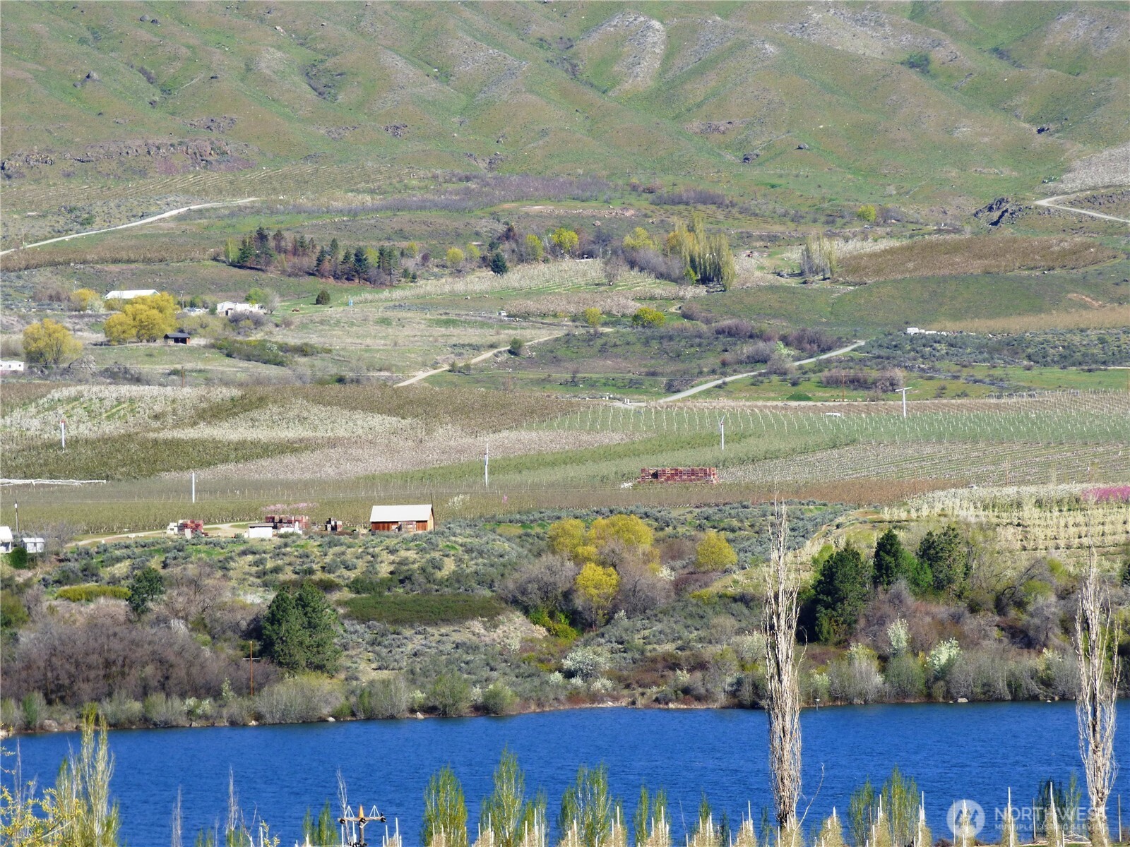 501 Jack Wells Road Bridgeport, WA 98813 - Photo 18 of 19