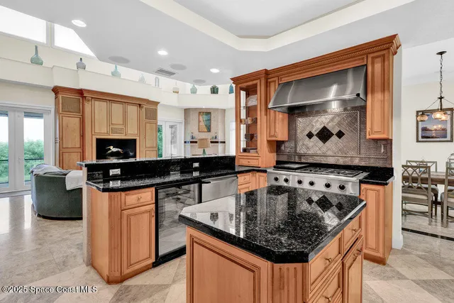 $4,200,000 | 8855 South Hwy A1A, Melbourne Beach, FL 32951