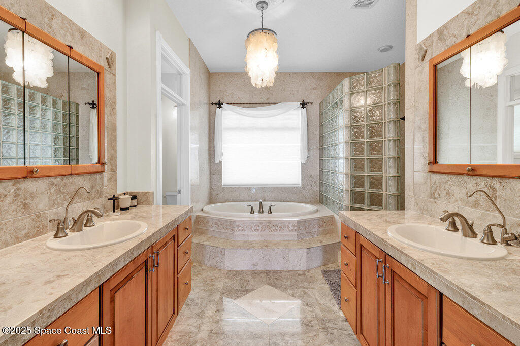 8855 South Hwy A1A Melbourne Beach, FL 32951 - Photo 20 of 75 019_19_619