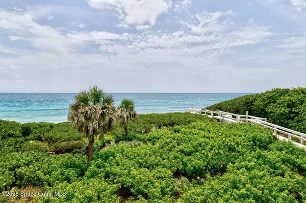 $3,800,000 | 8855 South Hwy A1A, Melbourne Beach, FL 32951