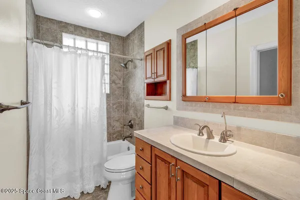 $3,800,000 | 8855 South Hwy A1A, Melbourne Beach, FL 32951