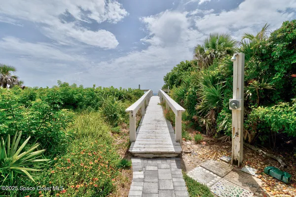 $3,800,000 | 8855 South Hwy A1A, Melbourne Beach, FL 32951