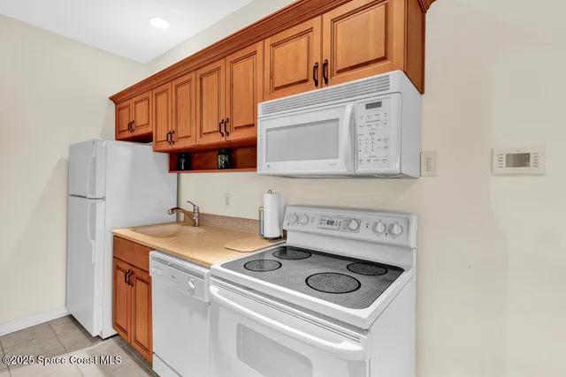 $4,200,000 | 8855 South Hwy A1A, Melbourne Beach, FL 32951