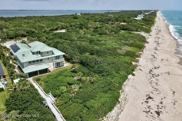 $4,200,000 | 8855 South Hwy A1A, Melbourne Beach, FL 32951