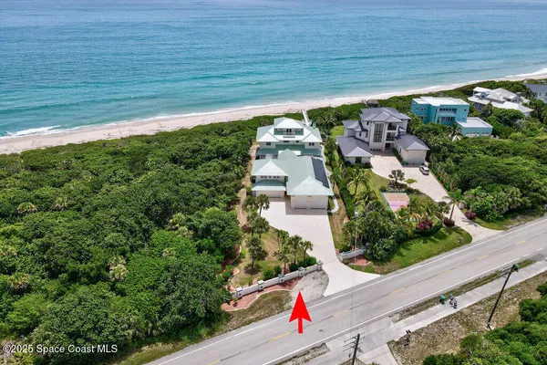 $3,800,000 | 8855 South Hwy A1A, Melbourne Beach, FL 32951