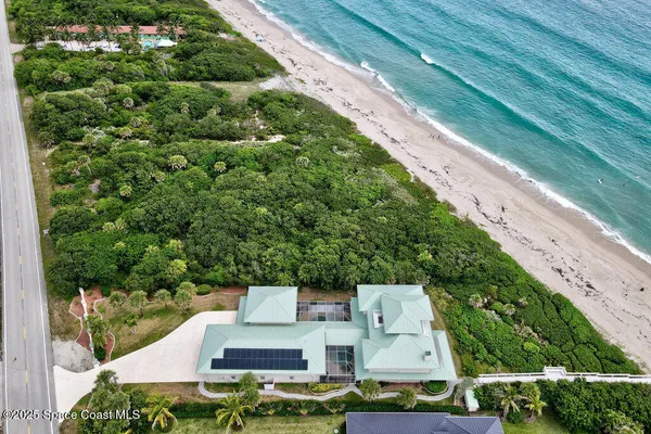 $3,800,000 | 8855 South Hwy A1A, Melbourne Beach, FL 32951