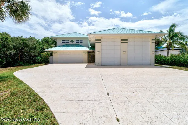 $3,800,000 | 8855 South Hwy A1A, Melbourne Beach, FL 32951