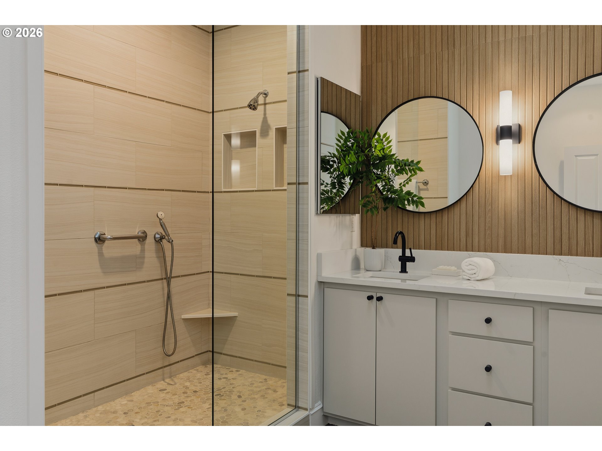 2357 Northwest Quimby Street, Unit 24 Portland, OR 97210 - Photo 30 of 45