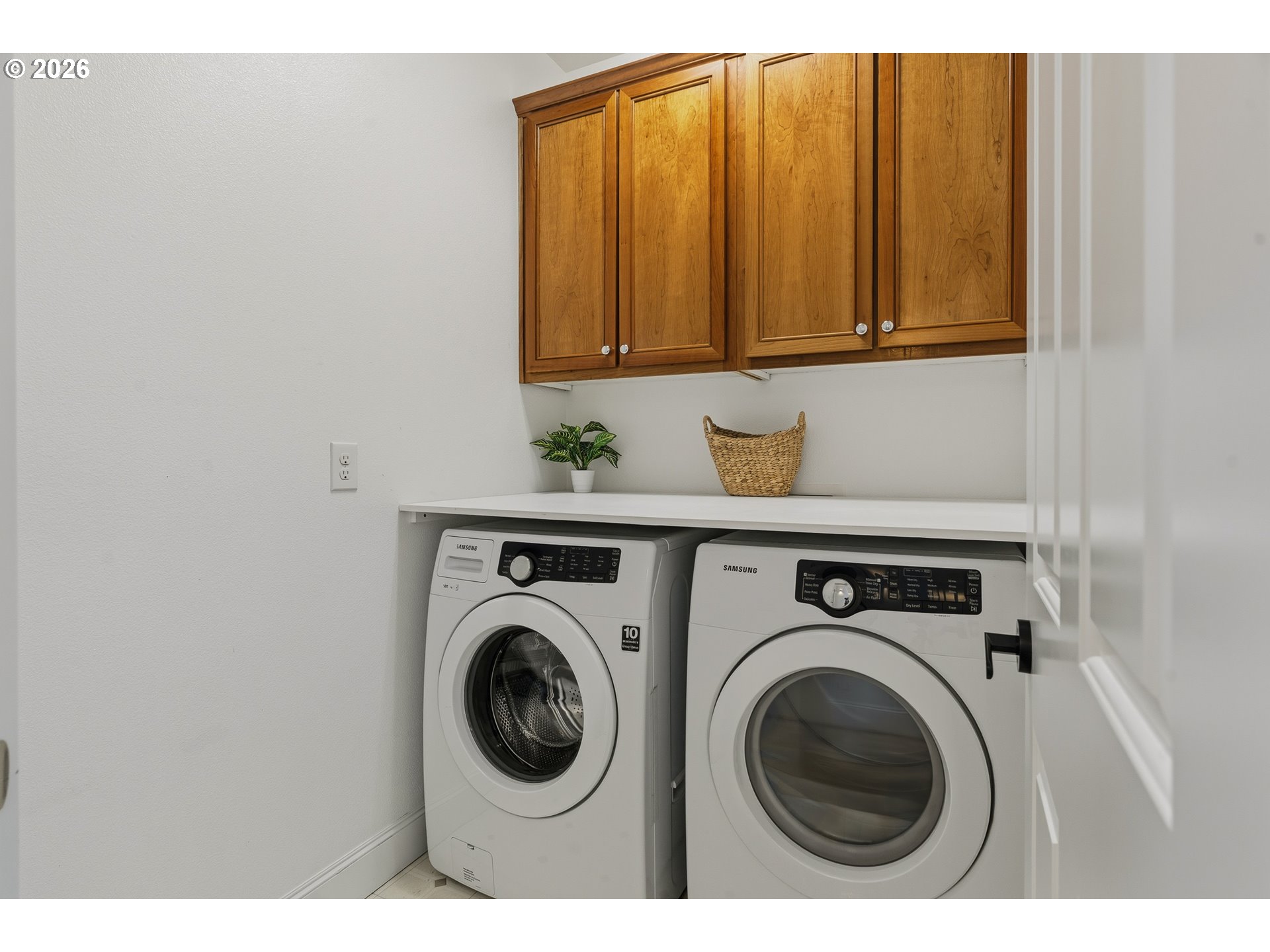 2357 Northwest Quimby Street, Unit 24 Portland, OR 97210 - Photo 32 of 45