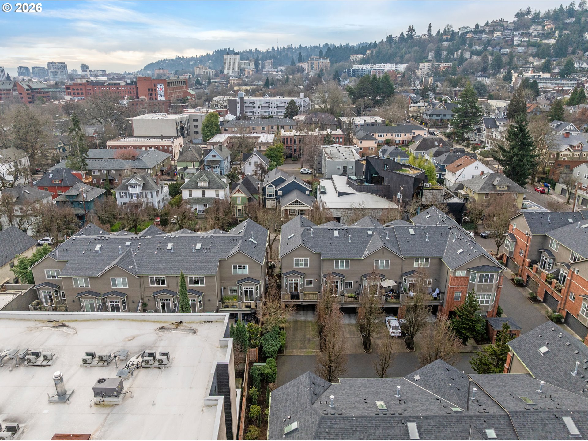 2357 Northwest Quimby Street, Unit 24 Portland, OR 97210 - Photo 41 of 45