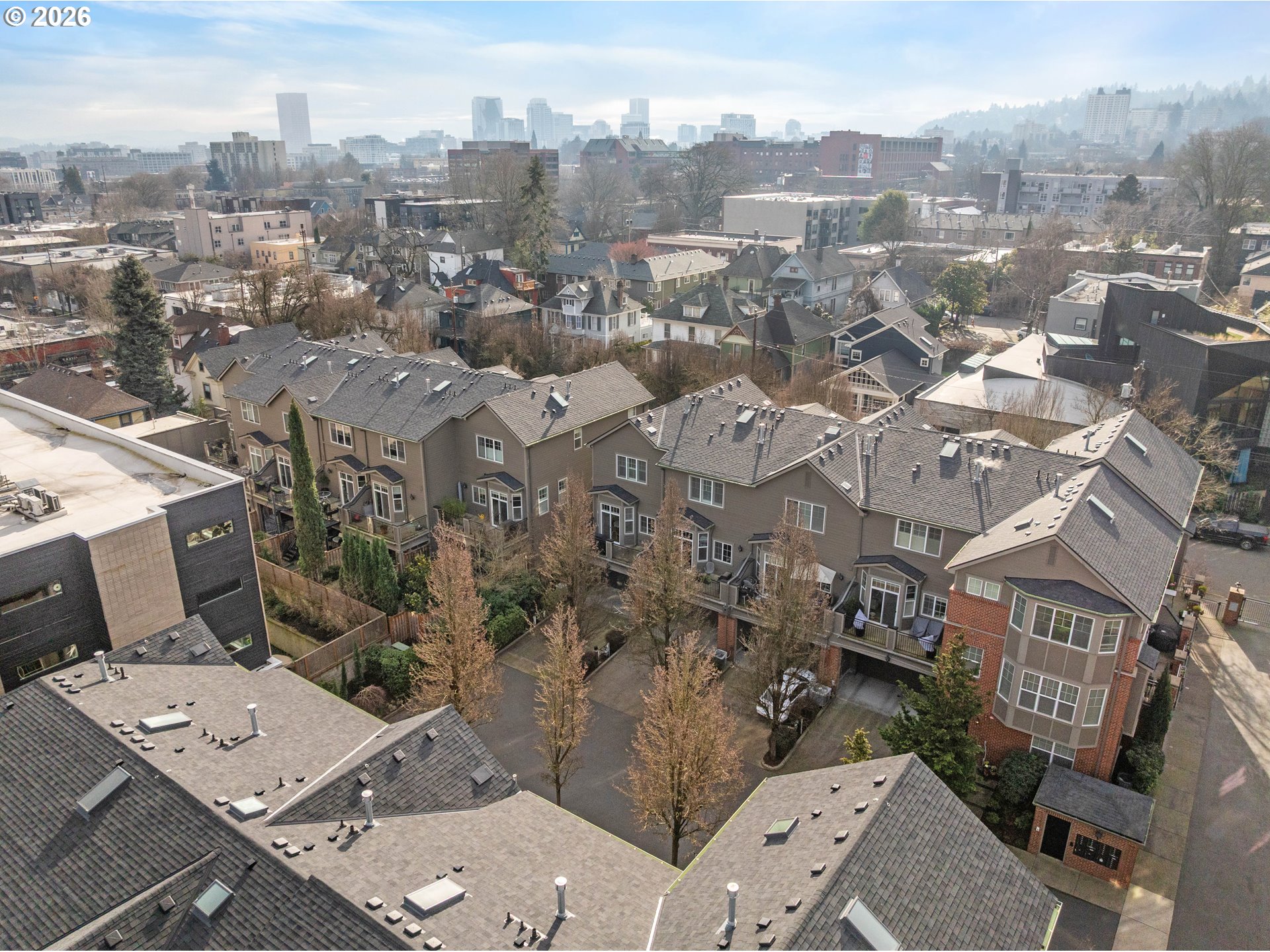 2357 Northwest Quimby Street, Unit 24 Portland, OR 97210 - Photo 42 of 45