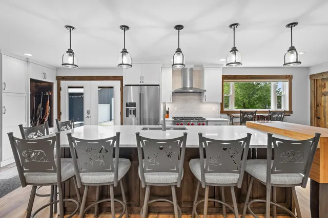 $2,749,000 | W6191 Lueck Lane, Princeton, WI 54968