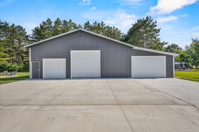 $2,749,000 | W6191 Lueck Lane, Princeton, WI 54968