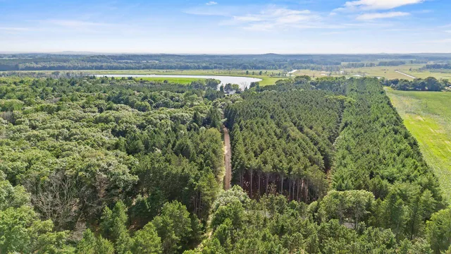 $2,749,000 | W6191 Lueck Lane, Princeton, WI 54968