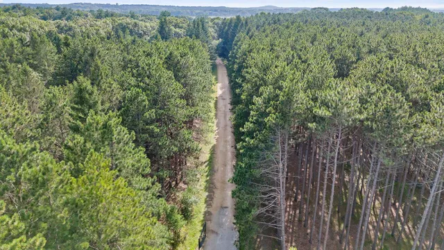 $2,749,000 | W6191 Lueck Lane, Princeton, WI 54968