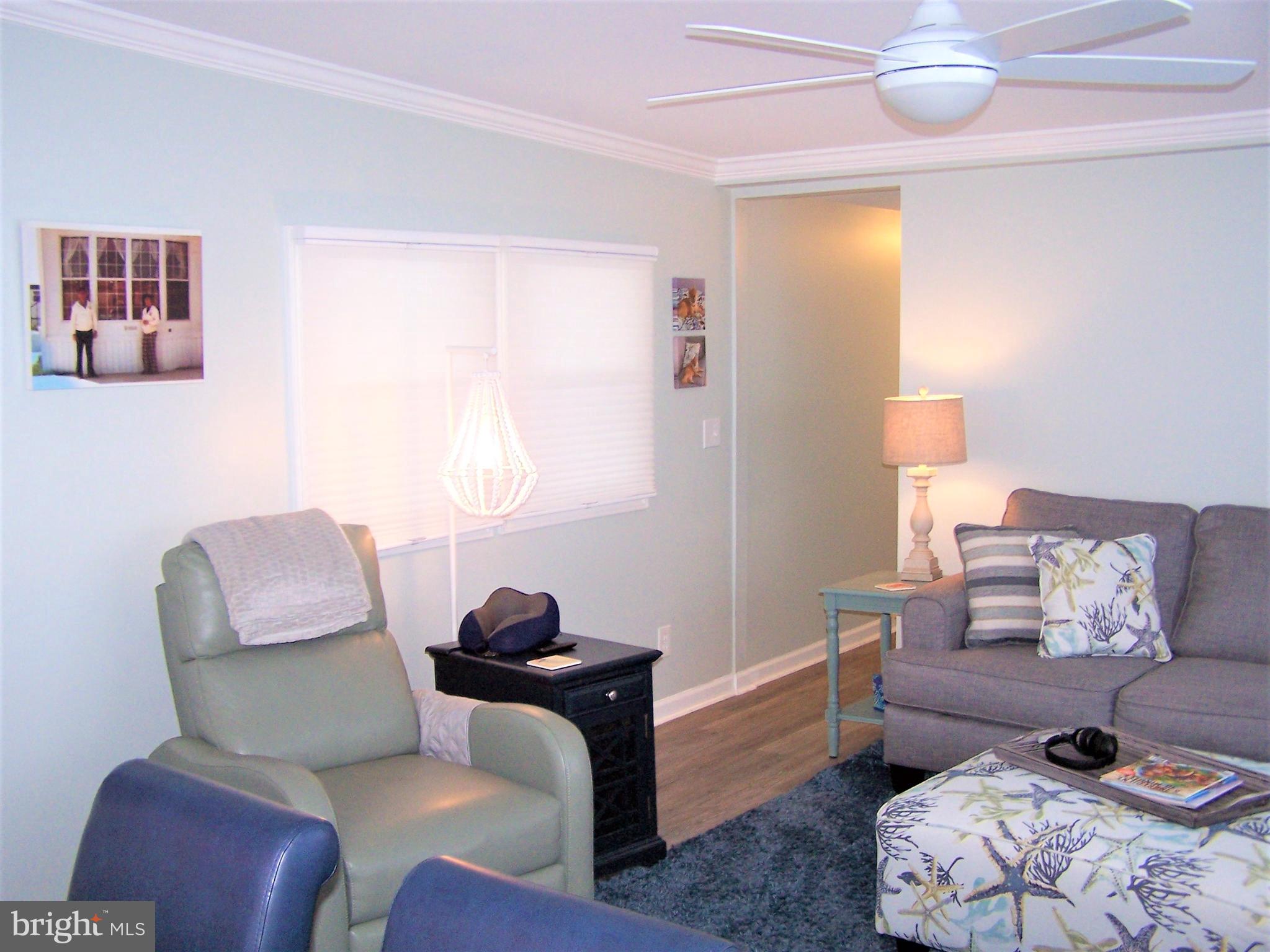 13315 Nantucket Road Ocean City, MD 21842 - Photo 14 of 51 Living Area