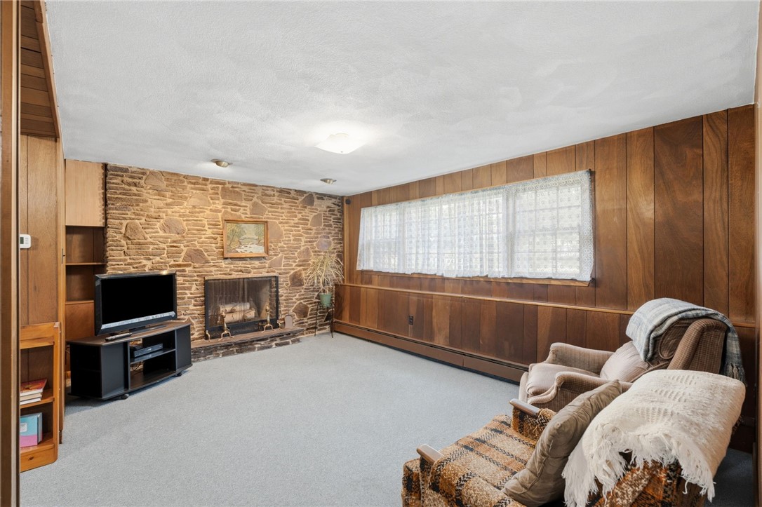 9 Katherine Road Woonsocket, RI 02895 - Photo 22 of 37